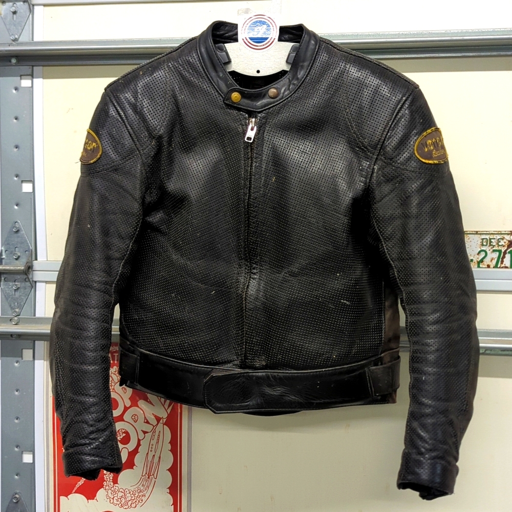 Vanson Leathers MK2 PROPERF CSRV leather motorcycle jacket, flows a lot of air!